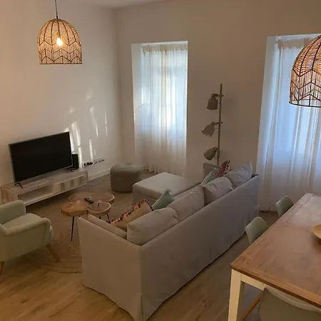 Center Marques I Apartment Lisbon